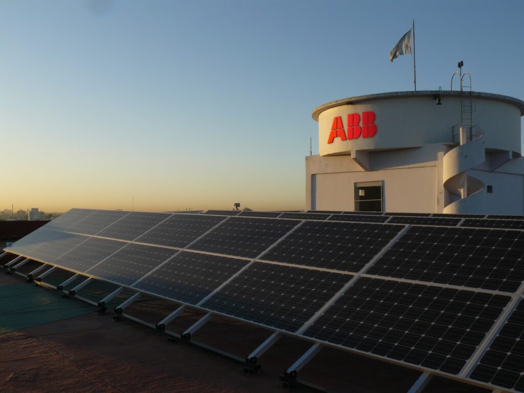 ABB: El Gigante de la Tecnología y Energía Solar