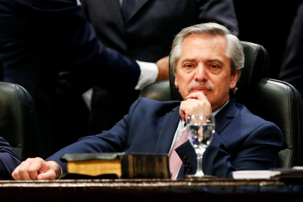 Energía Solar y Figuras Públicas: Una Conexión Inexistente