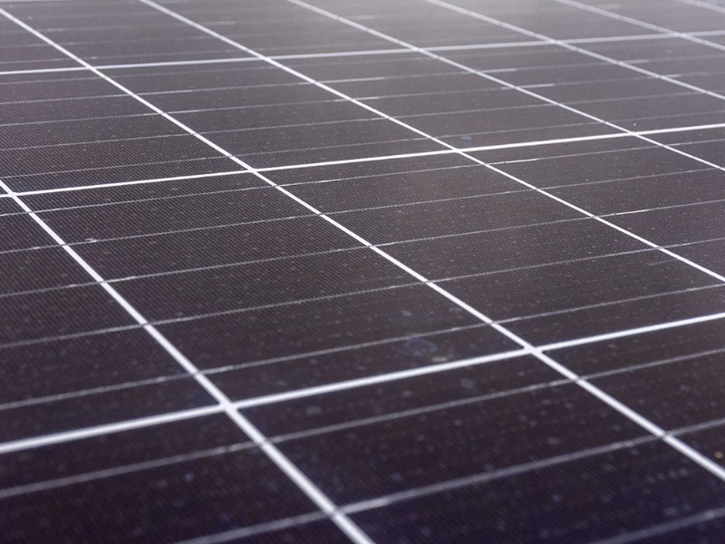 ¿Eficiencia del arseniuro de galio en celdas solares?