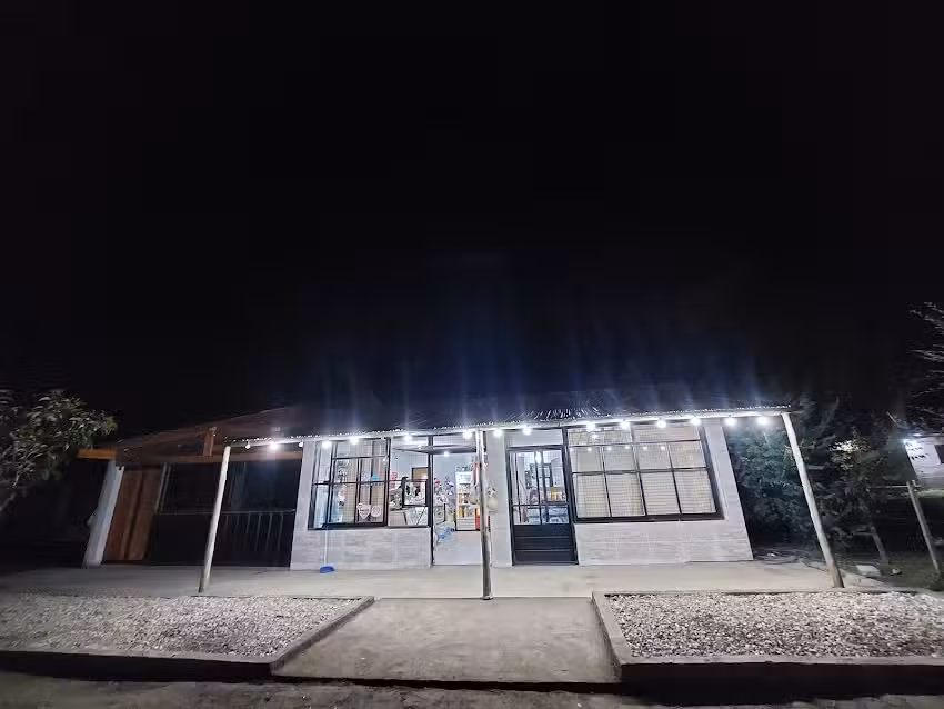 Autoservicio Solares