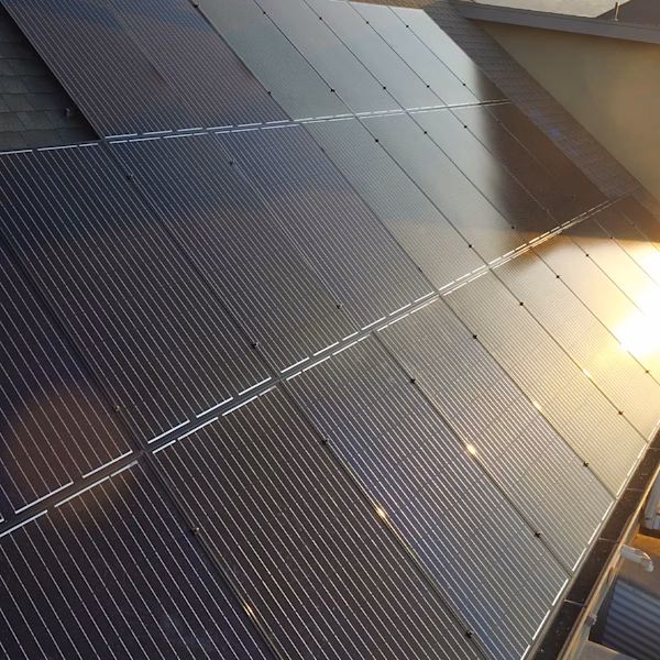 Which solar panels does SunPower use?