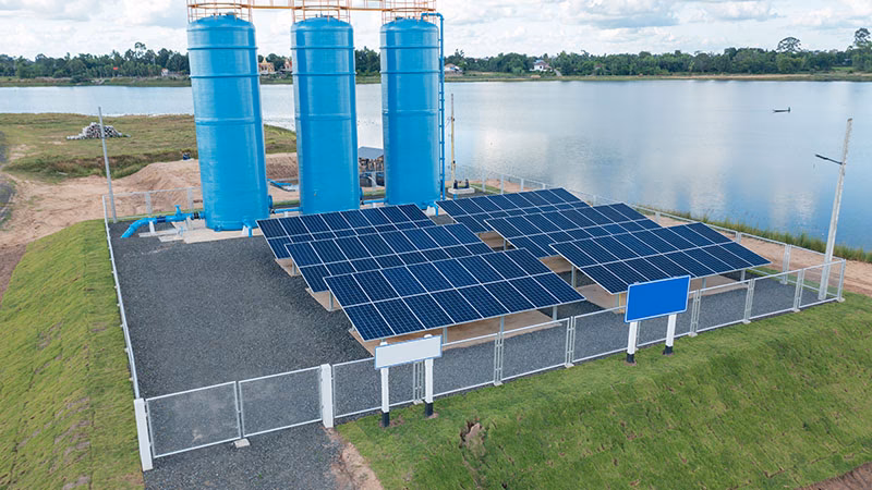 ¿Puede una bomba de agua funcionar con energía solar?