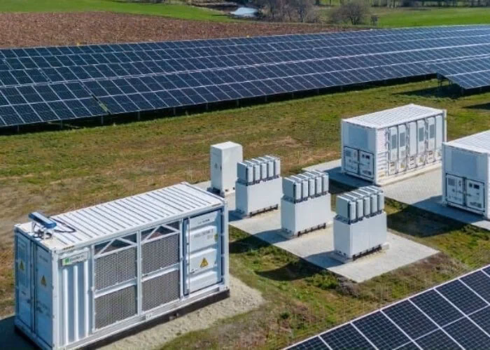 Who owns BSR energy?