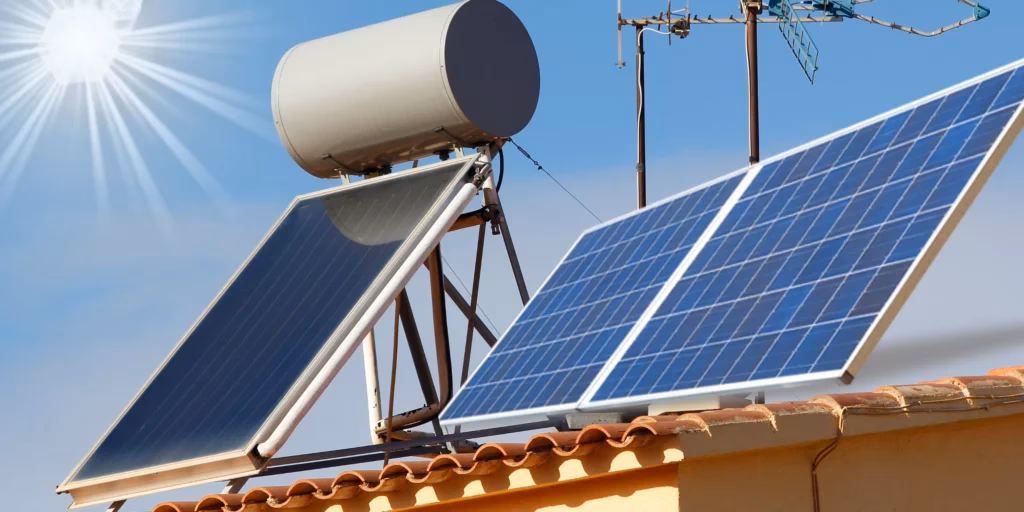 ¿Cuántos paneles solares necesito para hacer funcionar un calentador?