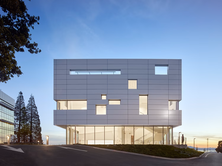 ¿Cómo convertirse en un especialista en energía solar?