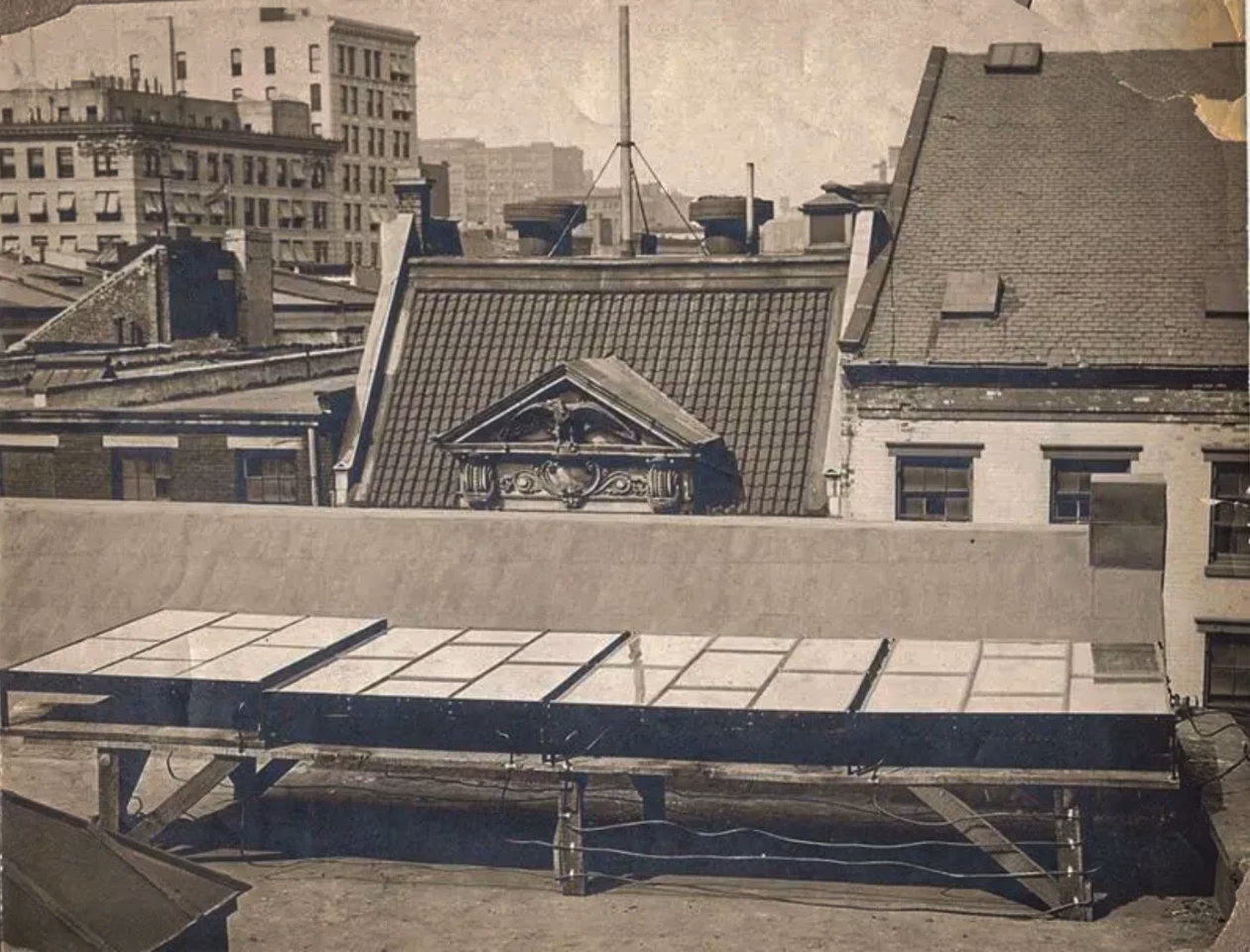 Did Charles Fritt create the first solar cell in 1883?