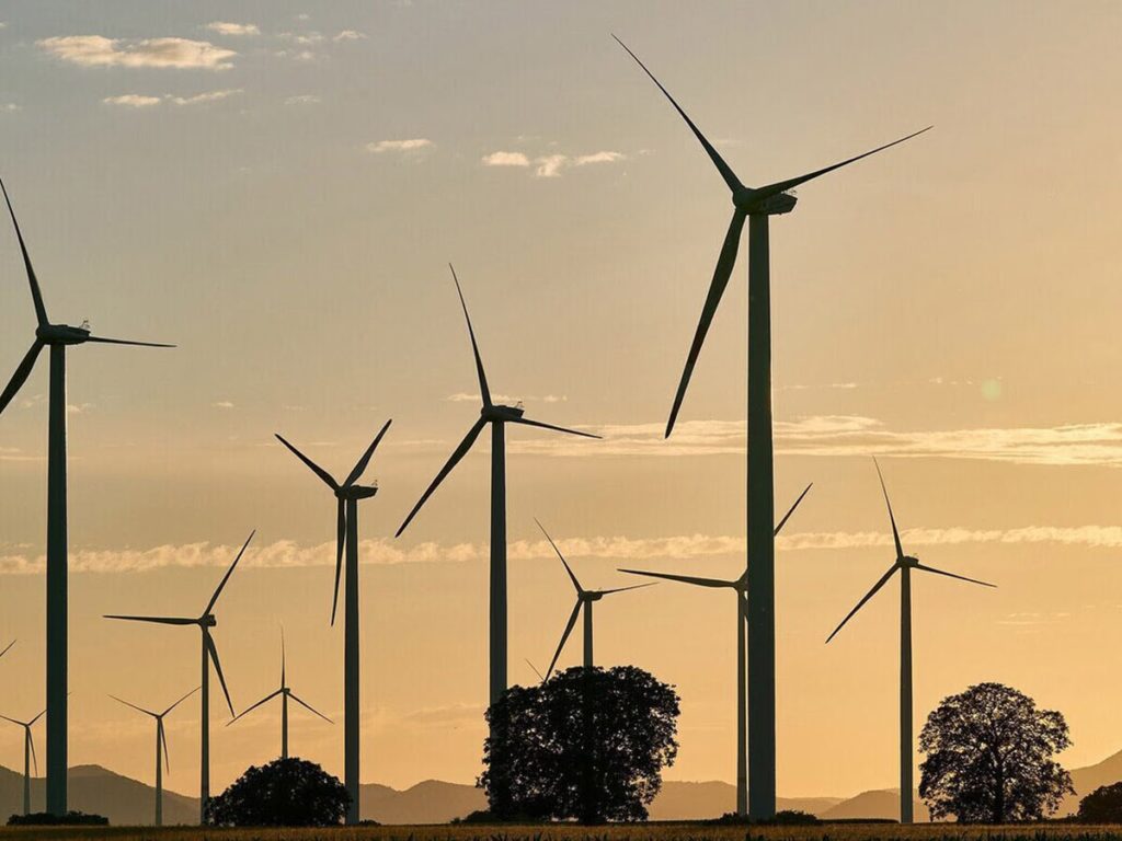 El Doble Juego de China: Carbón vs. Energía Solar