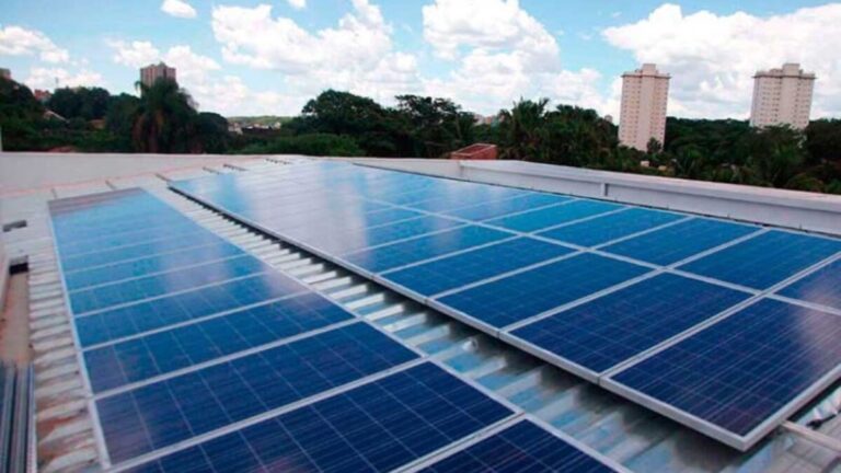 Códigos CNAE y NAICS para Empresas de Energía Solar