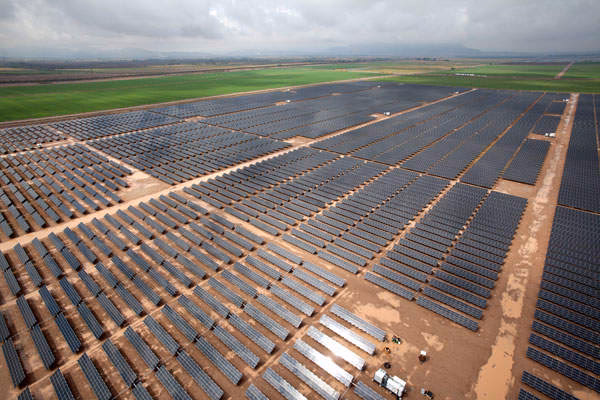 Incentivos Solares para Empresas en California 2025