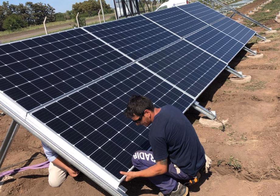 Paneles Solares de Colores: ¿Mito o Realidad?