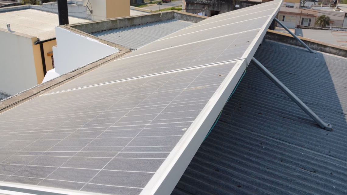 ¿Cuánto dura un curso de instalación de paneles solares?