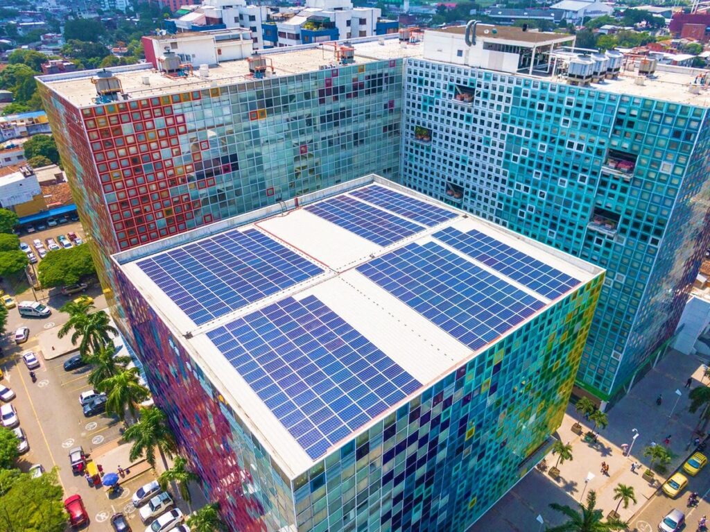 Arquitectura Solar: Edificios que Generan Energía