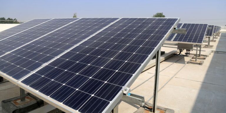 Uruguay 2024: 99% de Electricidad Renovable