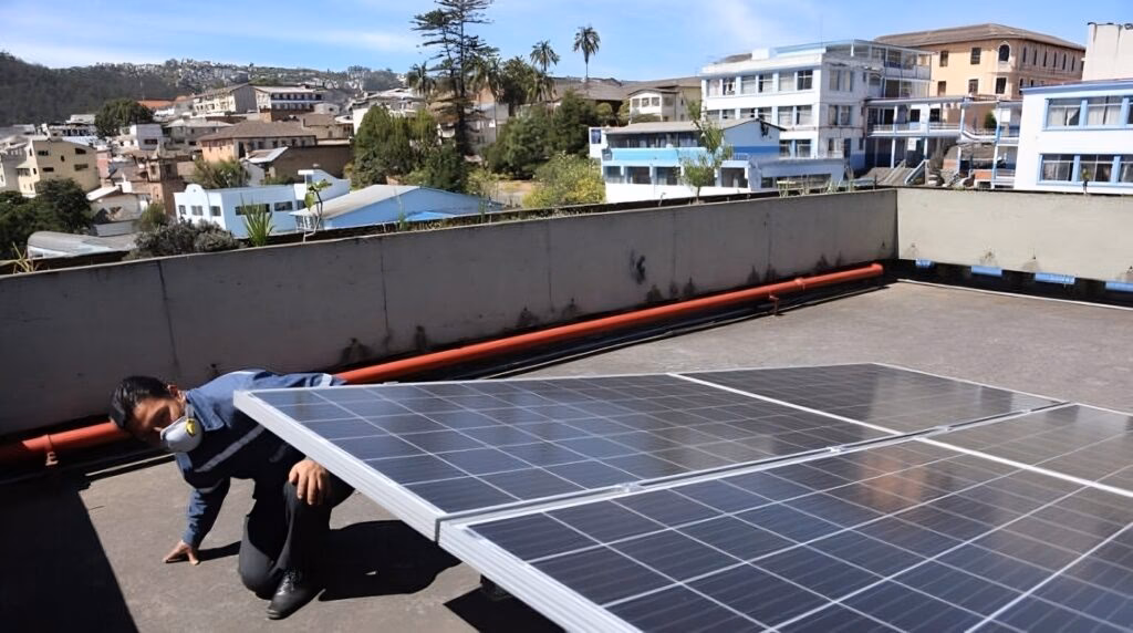 ¿Funcionan mejor los paneles solares en el ecuador?
