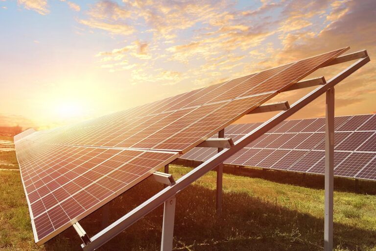 La Eficiencia Real de la Energía Solar Explicada