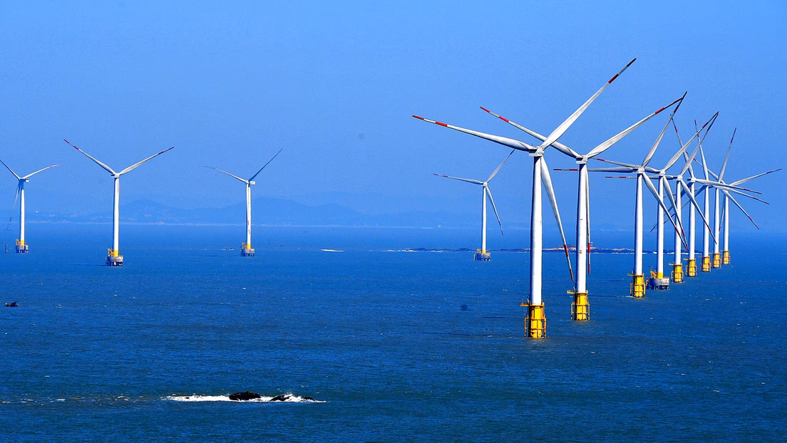 ¿Qué fuentes de energía hay en el agua de mar?