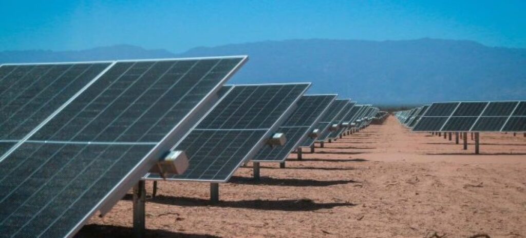 Energía Solar vs. Eólica: ¿Cuál es mejor?