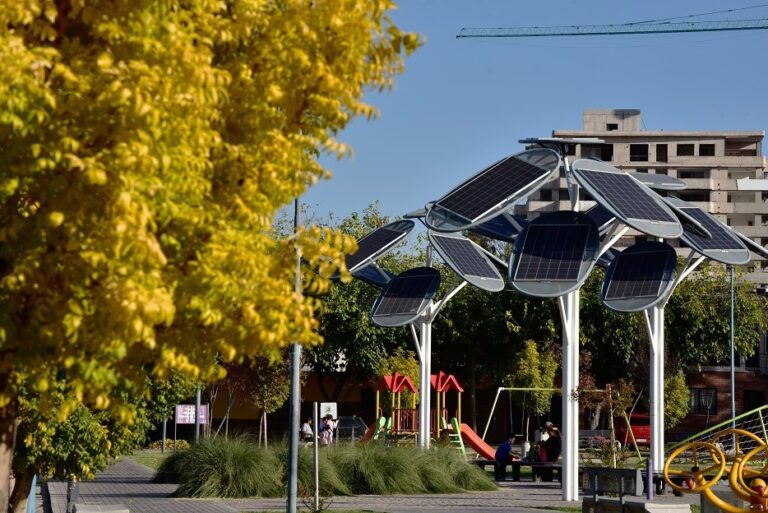 Placas solares en comunidades: Guía completa 2024