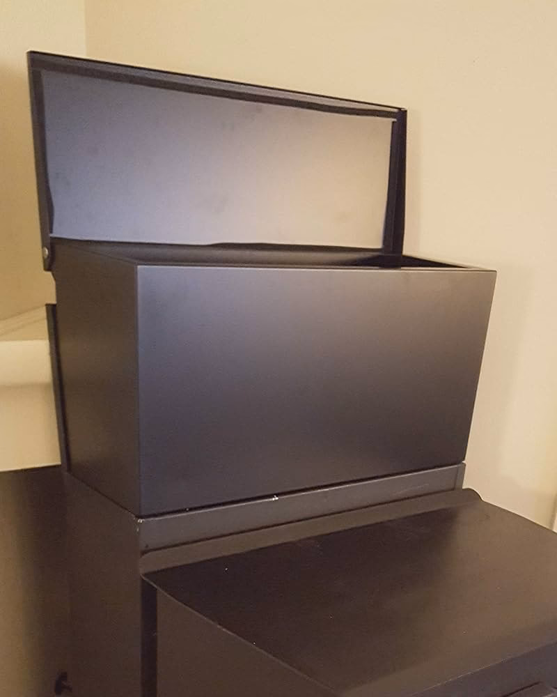 ¿Por qué sale humo de la tolva de mi estufa de pellets?