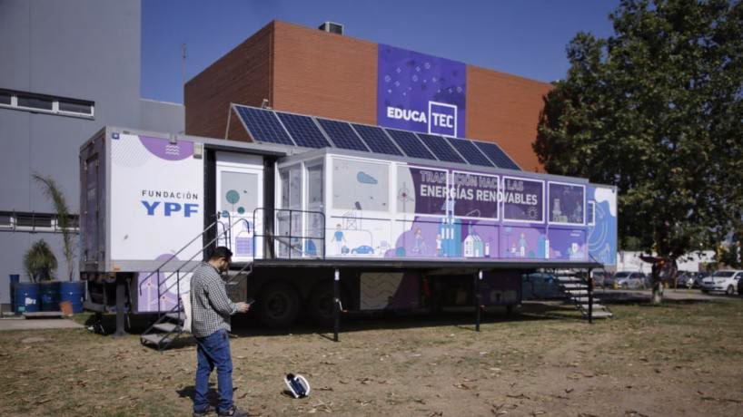 ¿Qué es YPF y cuál es su función?