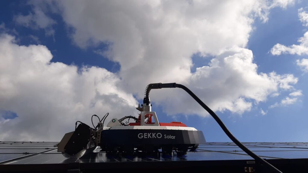 Limpieza Robótica de Paneles Solares: El Futuro