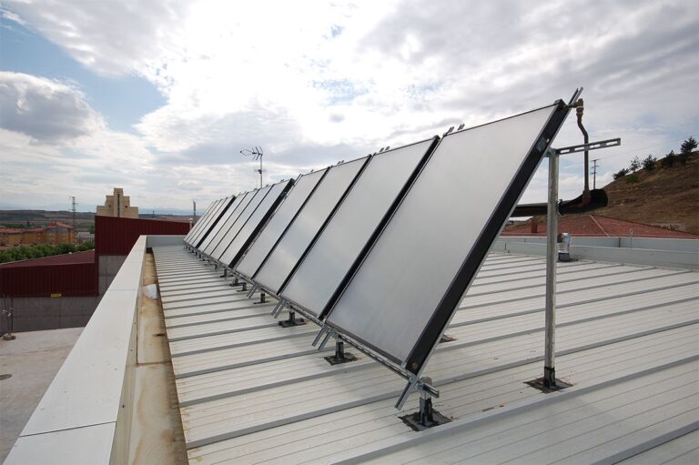 Energía Solar vs. Geotérmica: ¿Cuál es mejor?