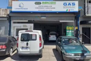 GNCMERCADO LANDI RENZO