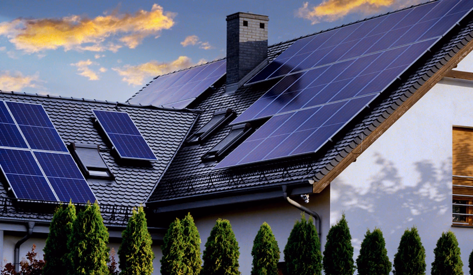 Who makes Go Power solar panels?