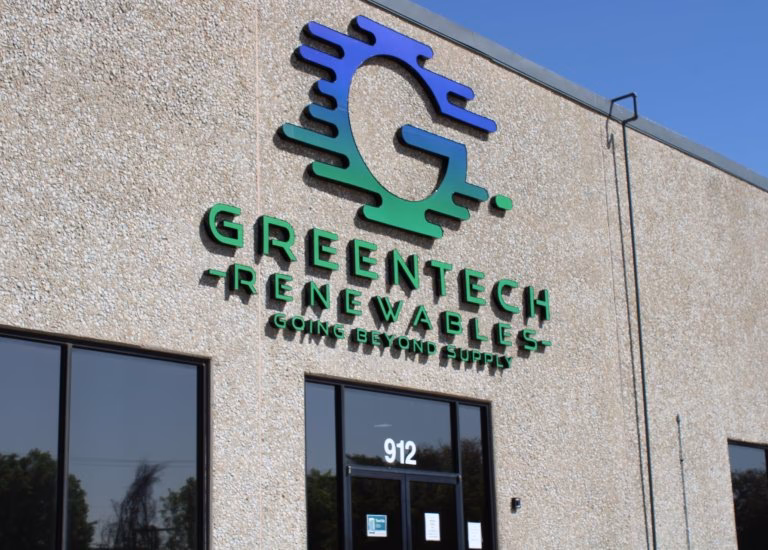 Salario en Greentech: Tu Carrera en Energía Solar