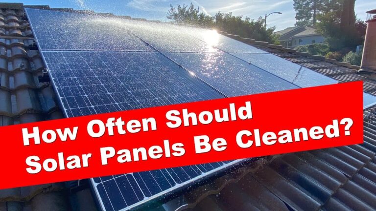 Guía Esencial para Limpiar Paneles Solares