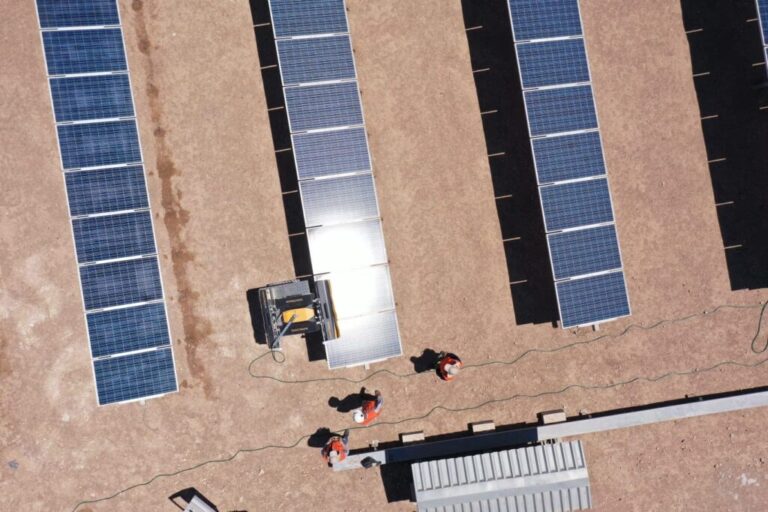 Impuestos y Placas Solares: ¿Qué se Paga Hoy?