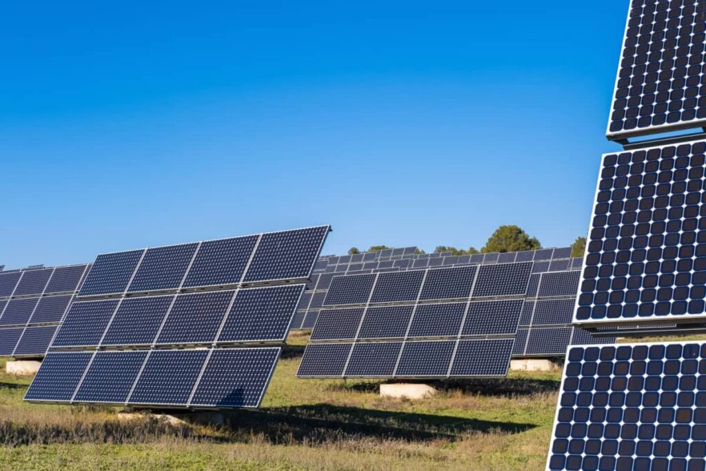 Instalar Paneles Solares en España: ¿Merece la Pena?
