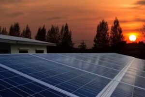 Instalaciones eléctricas, equipos electrónicos, eficiencia energética, energía renovables