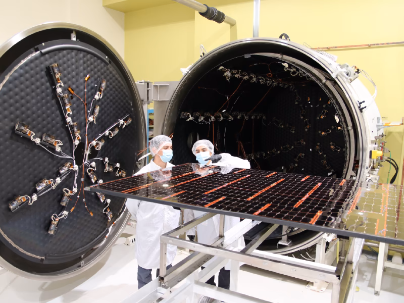 ¿Qué es el INVAP ARSAT-1?