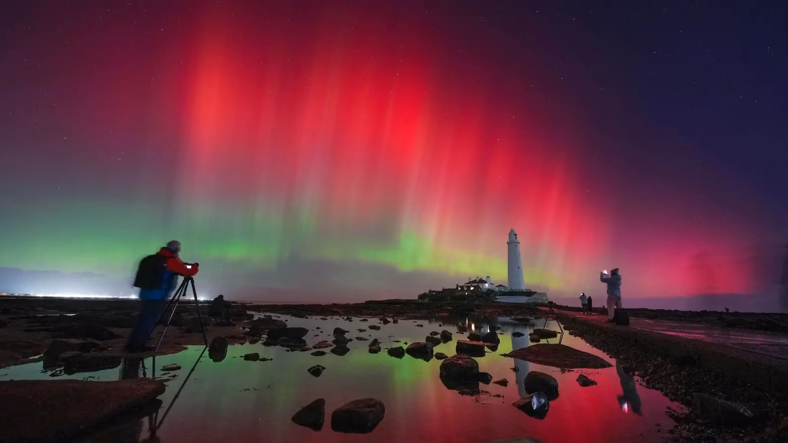 ¿Cómo afecta el sol a la aurora boreal?