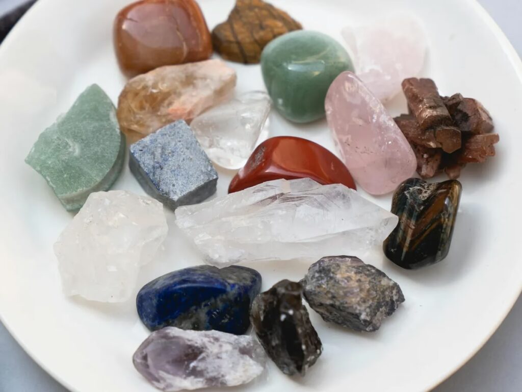 Carga Solar de Piedras: Guía para Activar Cristales