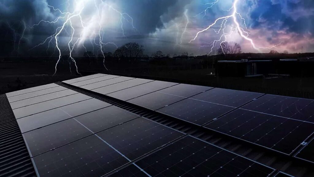 Paneles Solares y Tormentas: ¿Debo Preocuparme?