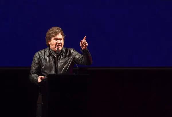 Energía Solar: Luz contra la Pobreza Energética