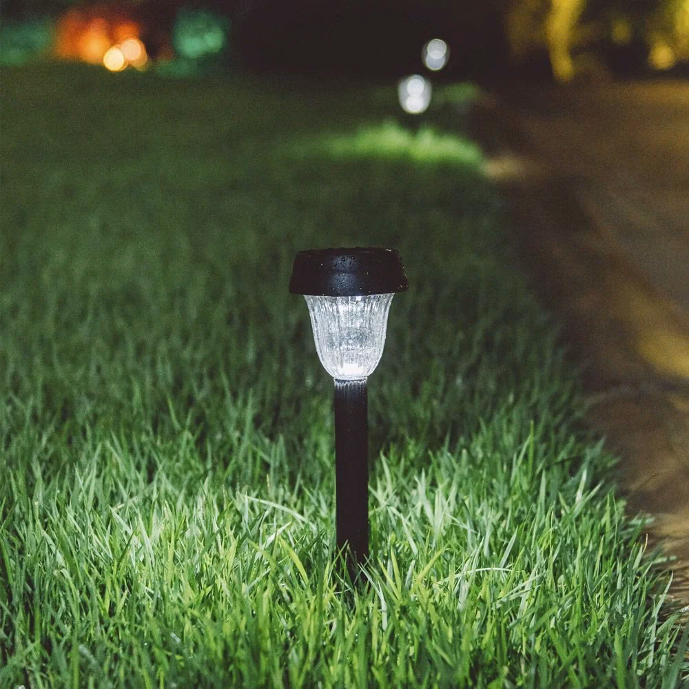 ¿Vale la pena comprar luces solares para jardín?