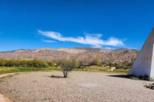 Monolito del Trópico De Capricornio y Reloj Solar