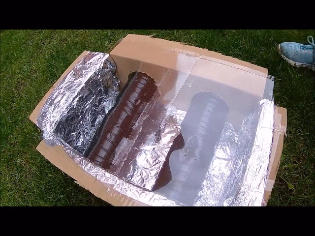 ¿Cuánto aluminio tiene un panel solar?