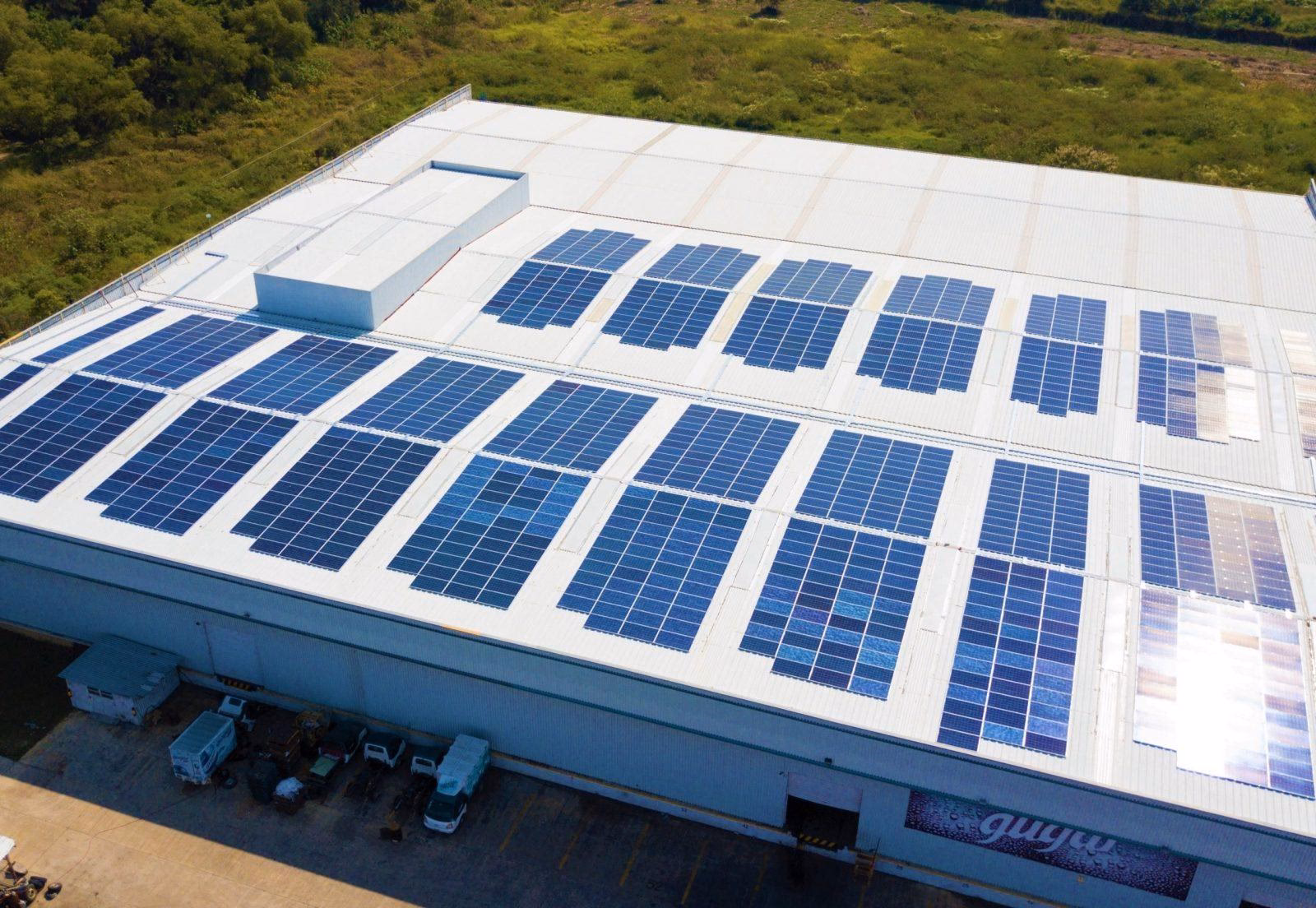 ¿Cuánto cuesta poner paneles solares en una empresa?