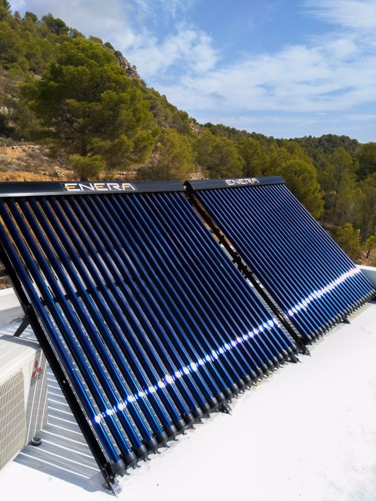 ¿Cómo funcionan los tubos solares evacuados?