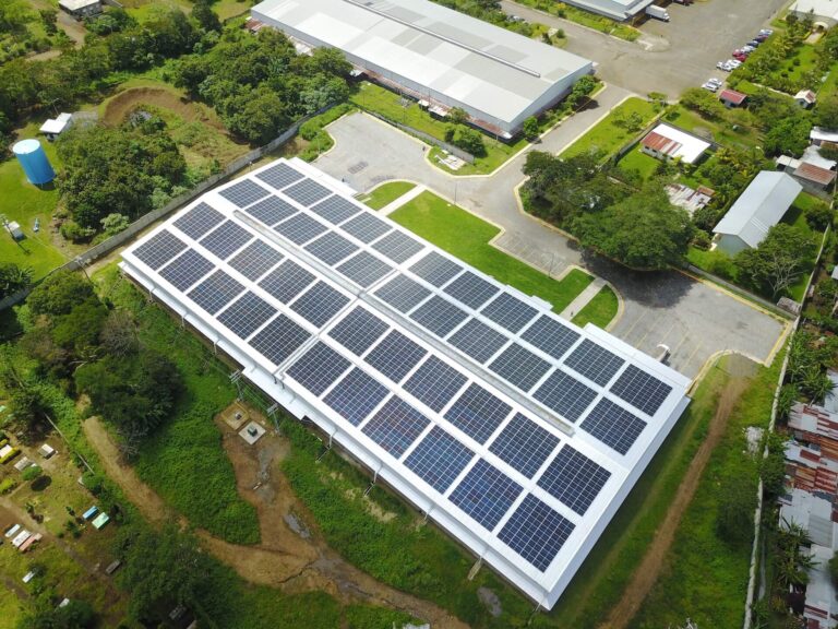 ECAMI: Líder en Energía Solar en Centroamérica