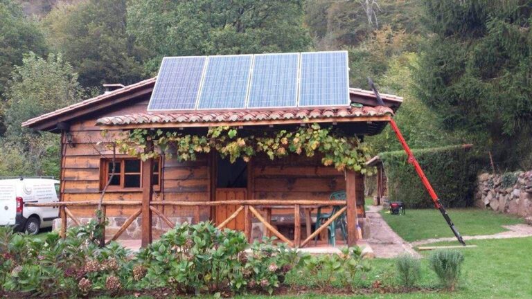 Energía Solar para tu Cabaña: Guía Definitiva