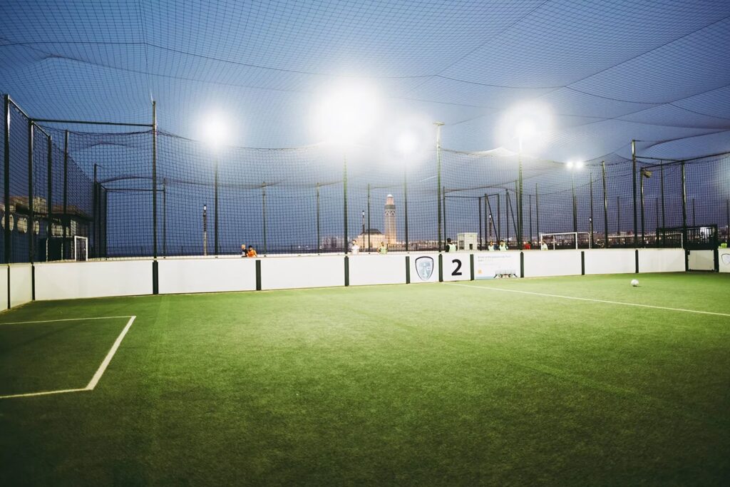 Costo de iluminar un campo de fútbol con LED