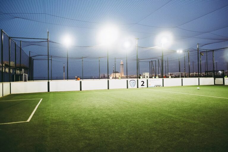 Costo de iluminar un campo de fútbol con LED