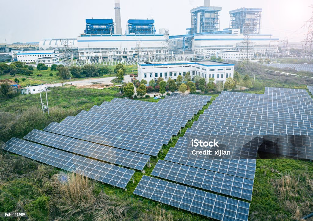 ¿Cuánto cuesta un panel solar industrial?