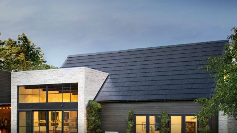 La Empresa de Paneles Solares de Elon Musk