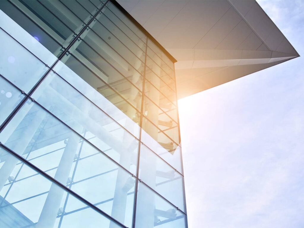 Ventanas Solares: El Futuro Energético es Transparente